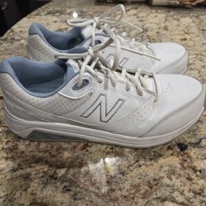 New Balance 928v3 WB3 Walking Sneakers Sz 10.5 Wide White Leather